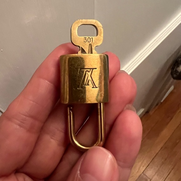 Louis Vuitton Gold Padlock - Picture 1 of 1